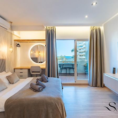 Seaview Beachfront Studio With Aqua Park & Balcony Benalmádena Exterior photo