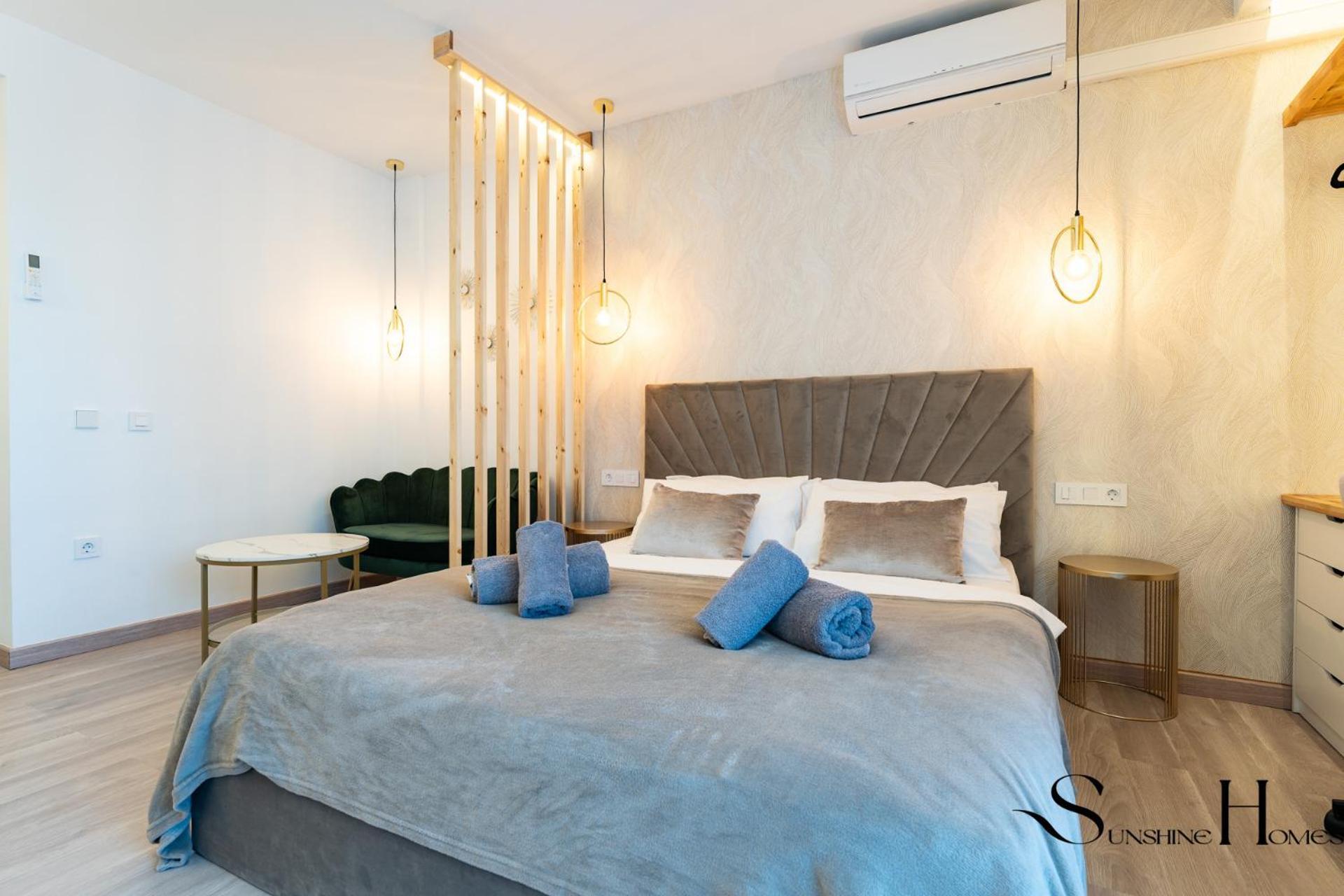 Seaview Beachfront Studio With Aqua Park & Balcony Benalmádena Exterior photo